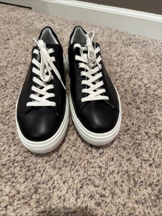 Ecco Shoes - Ecco Black Leather Sneakers with White Laces and Platform Sole